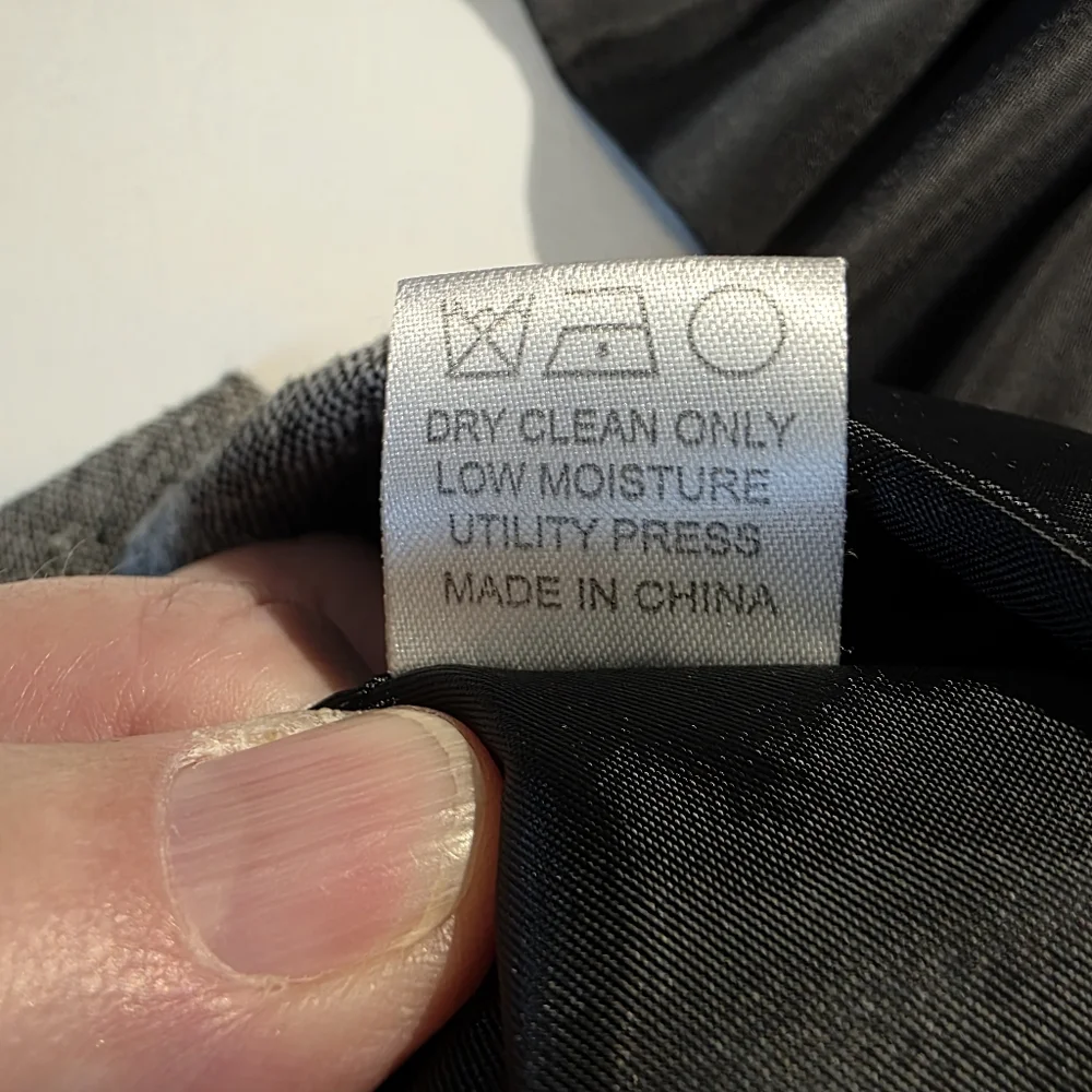 Ruth And Boaz Sophisticated Charcoal Wool Blend Suit Vest for Men L EUC 5 Button